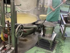 配缶の様子